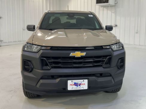 Used 2023 Chevrolet Colorado W/T image 4