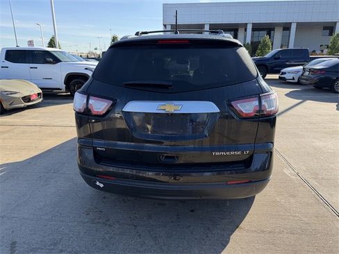 Used 2015 Chevrolet Traverse LT w/ LPO, 'HIT The Road' Package image 6