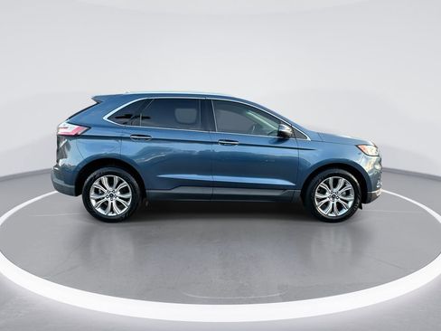 Used 2019 Ford Edge Titanium image 9