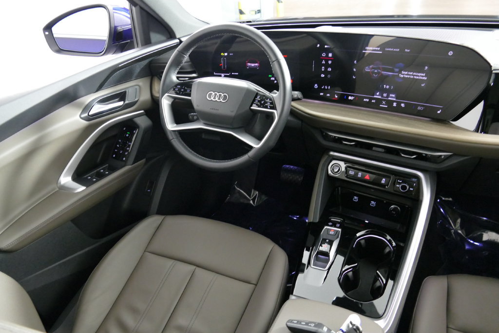 Certified 2025 Audi Q5 Premium AWD/4WD image 22