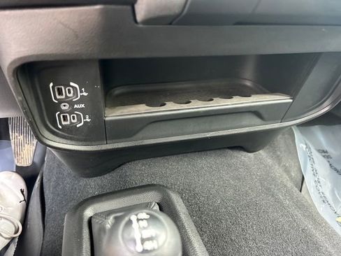 Used 2024 RAM 2500 Tradesman w/ Chrome Appearance Group image 21