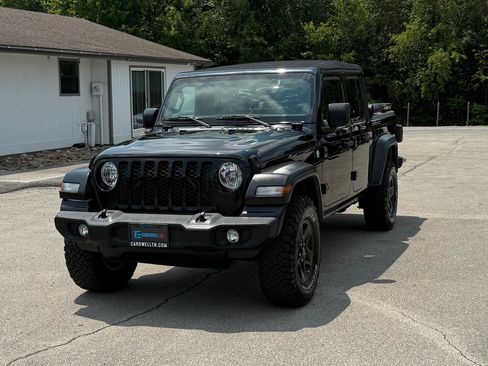 Used 2020 Jeep Gladiator Sport w/ Quick Order Package 24S AWD/4WD image 11