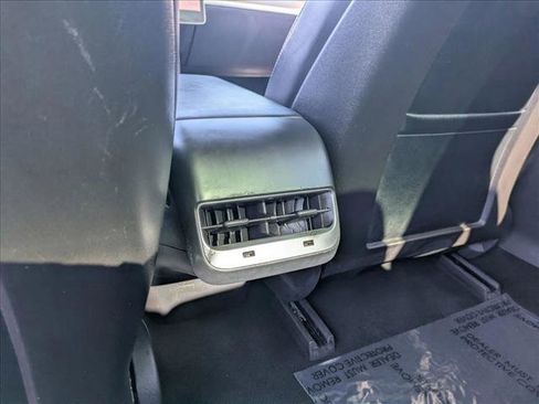 Used 2018 Tesla Model 3 Long Range image 18