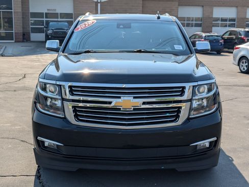 Used 2020 Chevrolet Suburban Premier w/ 6.2L Performance Package AWD/4WD image 9