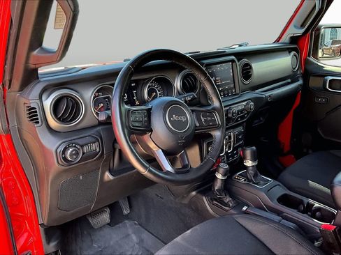 Used 2021 Jeep Gladiator Sport AWD/4WD image 16