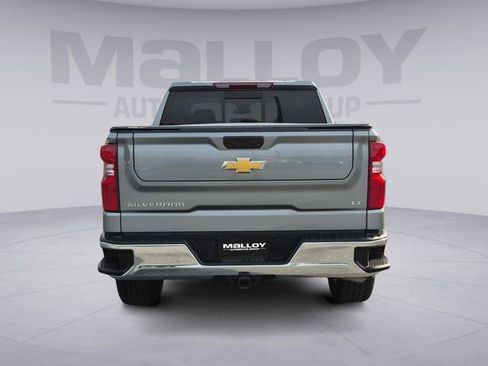 Used 2025 Chevrolet Silverado 1500 LT w/ Convenience Package II image 4