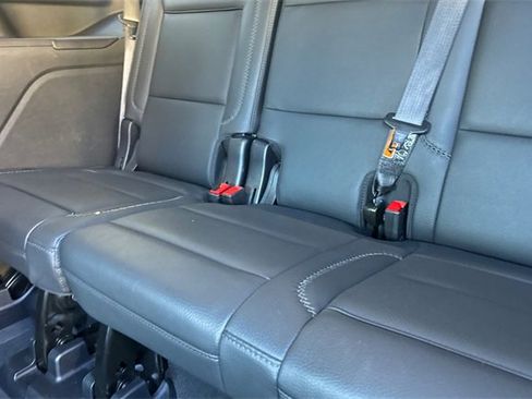 Used 2025 GMC Yukon Denali image 15