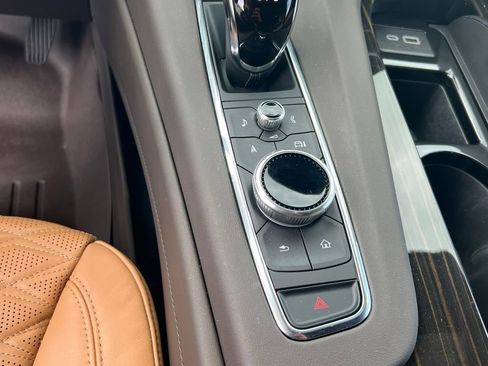 Used 2024 Cadillac Escalade Sport w/ LPO, ONYX Package AWD/4WD image 38