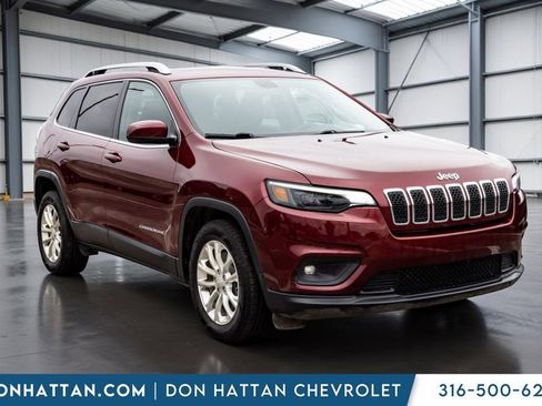 Used 2019 Jeep Cherokee Latitude w/ Popular Appearance Group FWD image 22