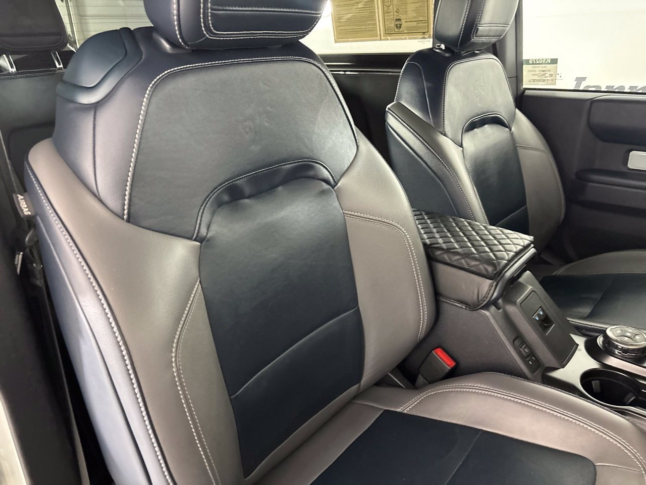 Used 2021 Ford Bronco First Edition AWD/4WD image 25