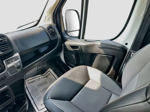 Used 2024 RAM ProMaster 2500 w/ Convenience Group FWD image 22