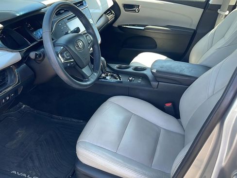Used 2016 Toyota Avalon XLE Premium FWD image 21