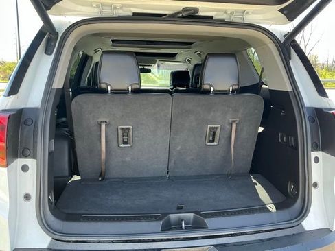 Used 2019 GMC Acadia SLT w/ Black Edition FWD image 10