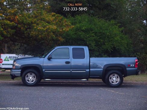 Used 2007 Chevrolet Silverado 1500 LT w/ Extended Cab Value Package image 2