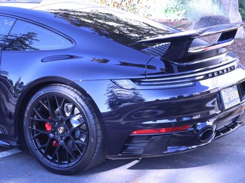 Used 2024 Porsche 911 GT3 RS image 3