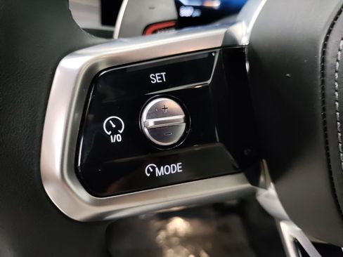 Certified 2023 BMW 740i image 14