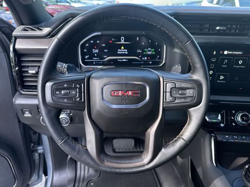 Used 2024 GMC Sierra 1500 AT4 w/ Technology Package AWD/4WD image 17
