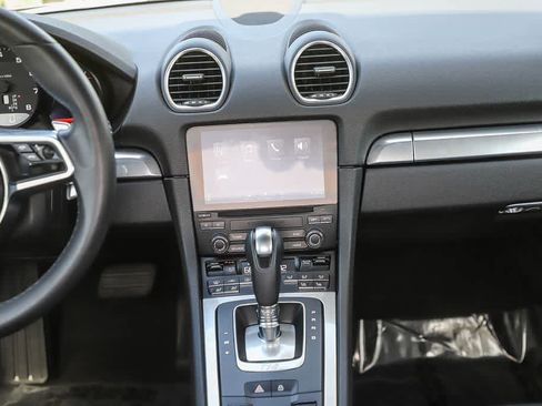 Used 2021 Porsche 718 Cayman RWD image 14