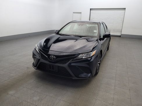 Used 2019 Toyota Camry SE image 15