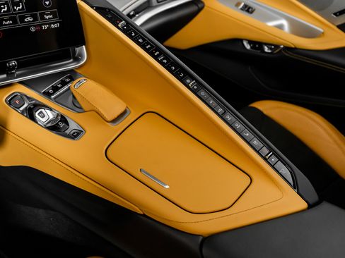 Used 2021 Chevrolet Corvette Stingray Preferred Conv w/ 2LT image 35