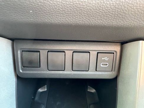 Used 2024 Toyota Corolla Cross LE w/ Moonroof Package AWD/4WD image 19