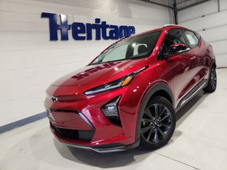 Used 2022 Chevrolet Bolt EUV Premier w/ Launch Edition image 1