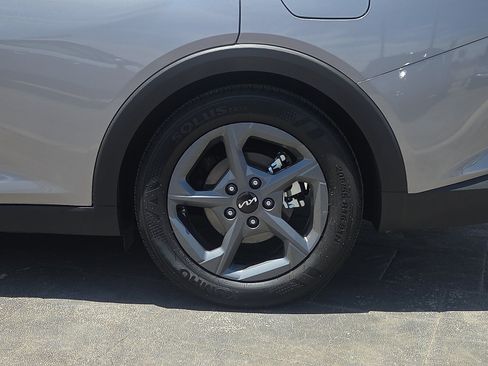 Used 2026 Kia K4 FWD image 5