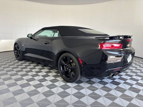 Used 2018 Chevrolet Camaro SS RWD image 34
