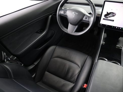 Used 2018 Tesla Model 3 Long Range RWD image 25
