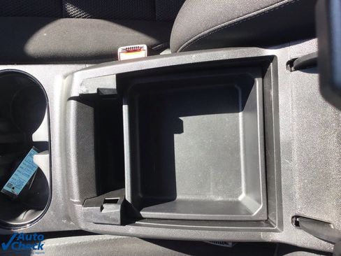 Used 2025 Chevrolet Colorado LT w/ Advanced Trailering Package image 38