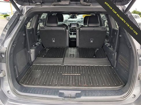 Used 2021 Toyota Highlander XSE image 13