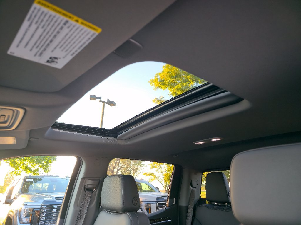 New 2026 GMC Sierra 1500 Elevation w/ Elevation Premium Package AWD/4WD image 22