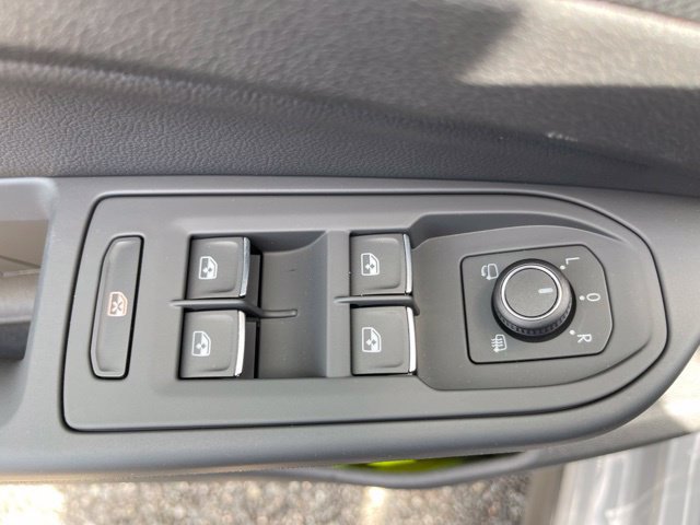 New 2026 Volkswagen GTI SE FWD image 28