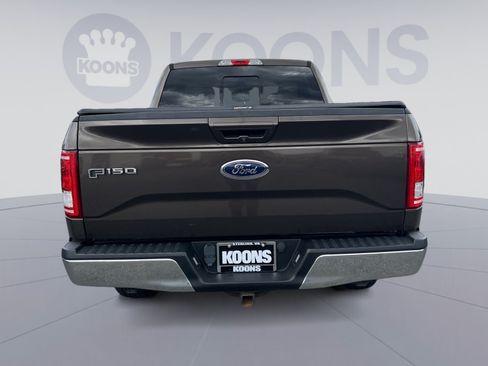 Used 2017 Ford F150 Lariat w/ Trailer Tow Package AWD/4WD image 10