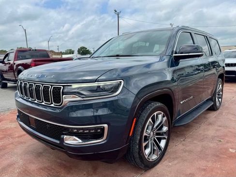 Used 2023 Jeep Wagoneer 2WD w/ Convenience Group I image 1