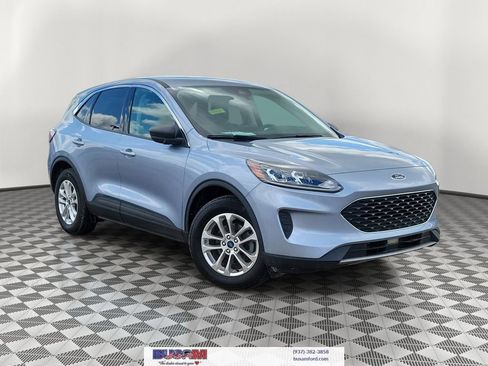Used 2022 Ford Escape SE w/ Convenience Package FWD image 1