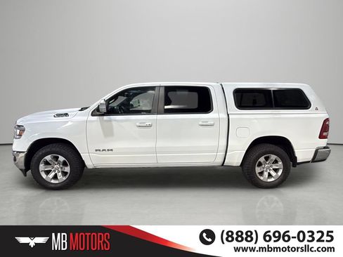 Used 2023 RAM 1500 Laramie AWD/4WD image 2