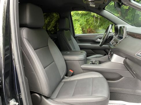 Used 2024 Chevrolet Tahoe LT w/ Luxury Package AWD/4WD image 33