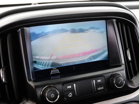 Used 2021 Chevrolet Colorado LT w/ Fleet Safety Package image 15