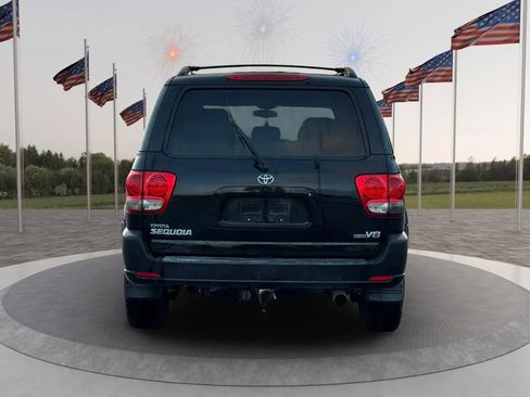 Used 2007 Toyota Sequoia Limited RWD image 7