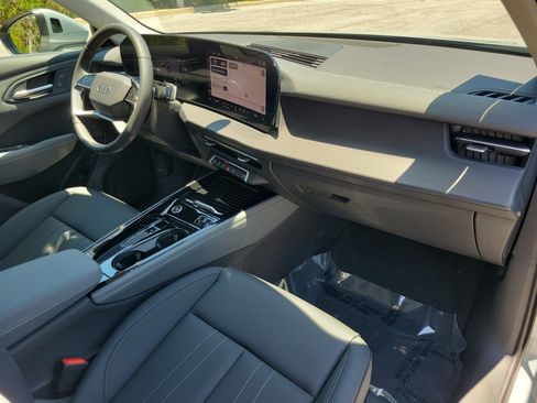 New 2026 Audi Q3 quattro 2.0T AWD/4WD image 11