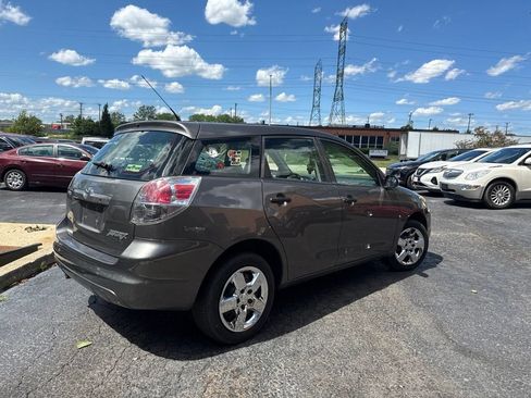 Used 2006 Toyota Matrix AWD image 5