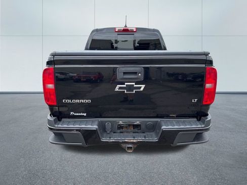 Used 2016 Chevrolet Colorado LT w/ Midnight Edition AWD/4WD image 3