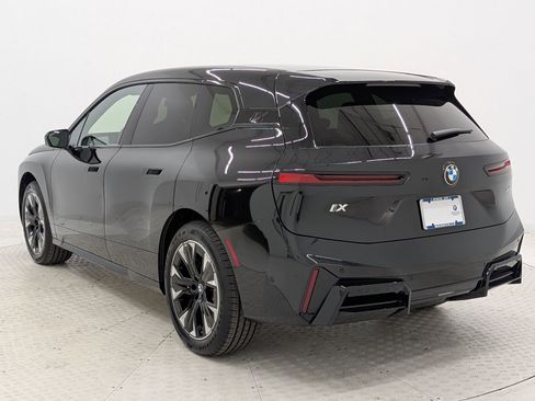 New 2026 BMW iX xDrive60 w/ M Sport Package image 3