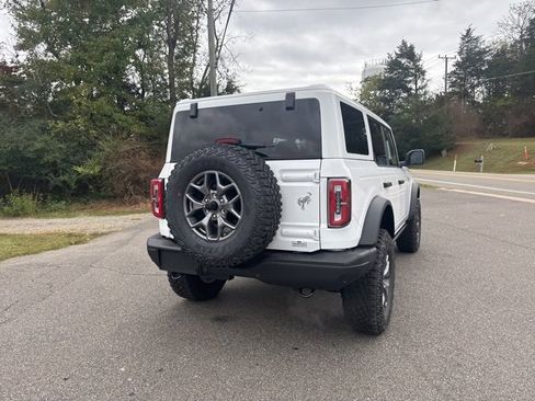New 2025 Ford Bronco Badlands image 7