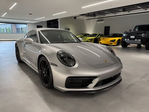 Used 2022 Porsche 911 GT3 RS image 6