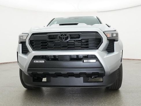 New 2025 Toyota Tacoma TRD Sport image 31