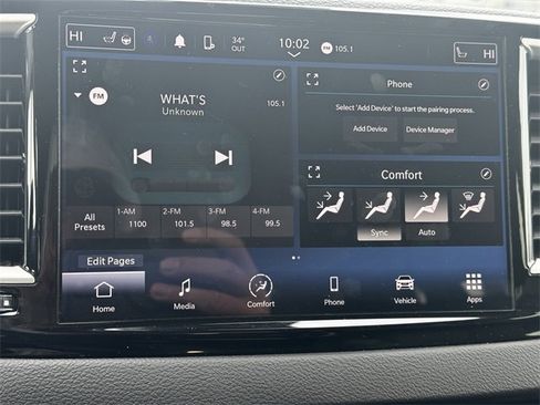 Certified 2024 Chrysler Pacifica Touring-L image 30