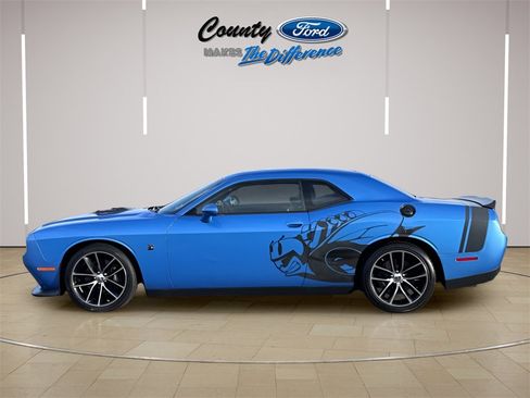 Used 2016 Dodge Challenger R/T Scat Pack image 3