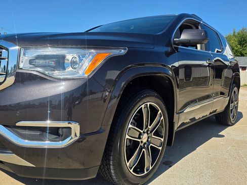 Used 2019 GMC Acadia Denali image 33